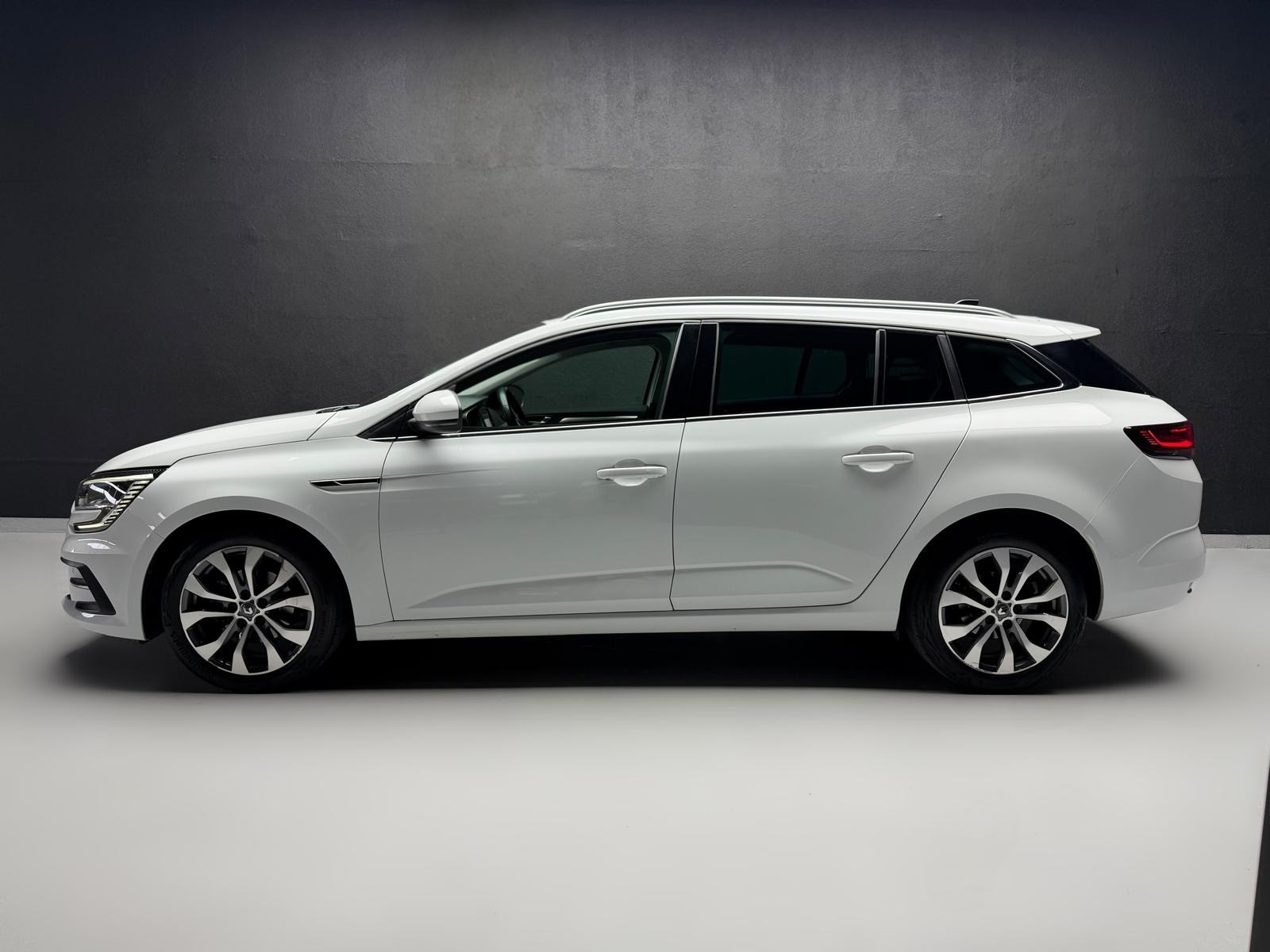RENAULT Mégane Grandtour 1.3 16V Turbo Techno EDC-image-7
