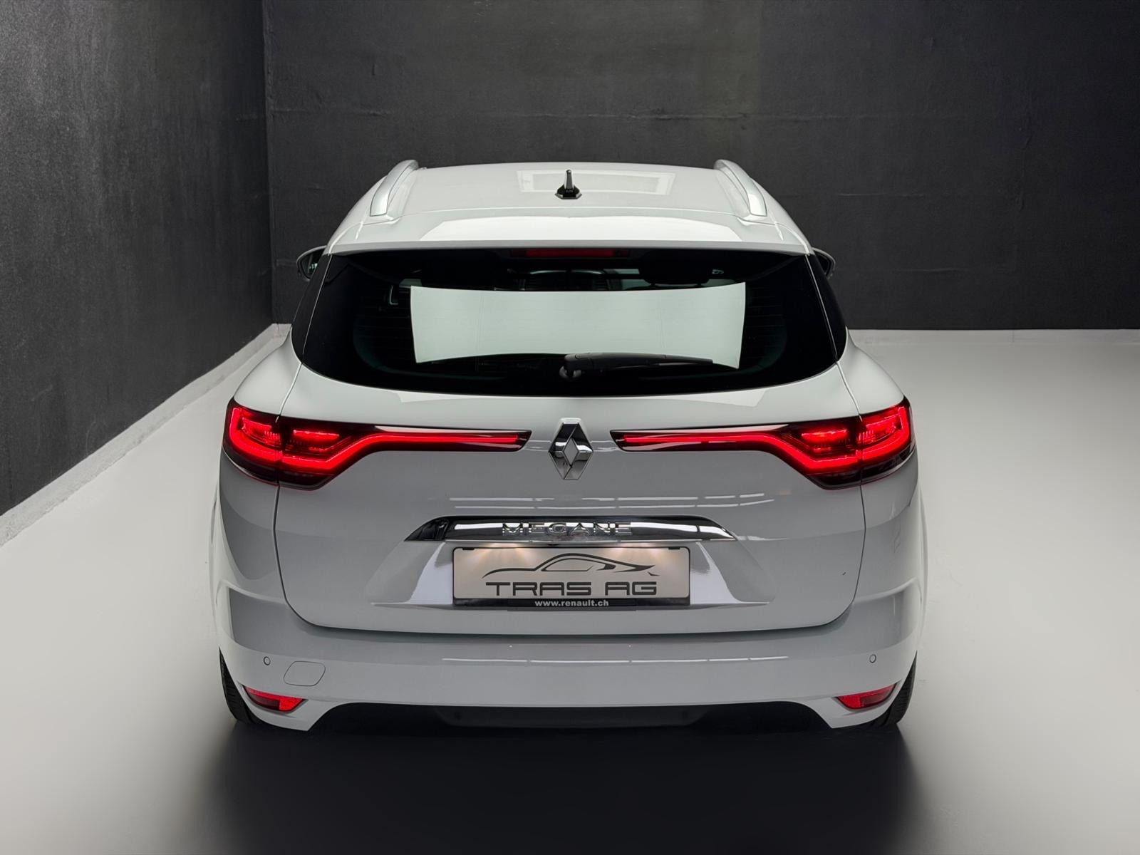 RENAULT Mégane Grandtour 1.3 16V Turbo Techno EDC-image-3