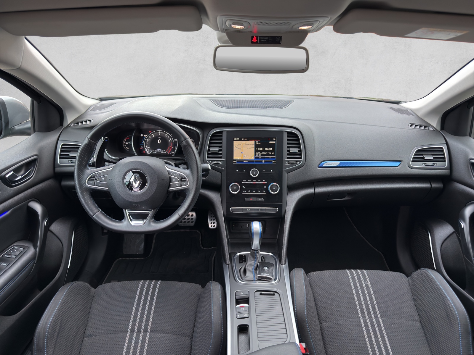 RENAULT Mégane 1.6 16V Turbo GT EDC-image-9