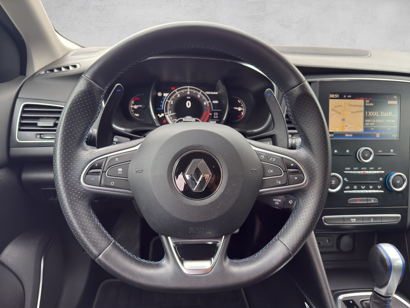 RENAULT Mégane 1.6 16V Turbo GT EDC-image-12