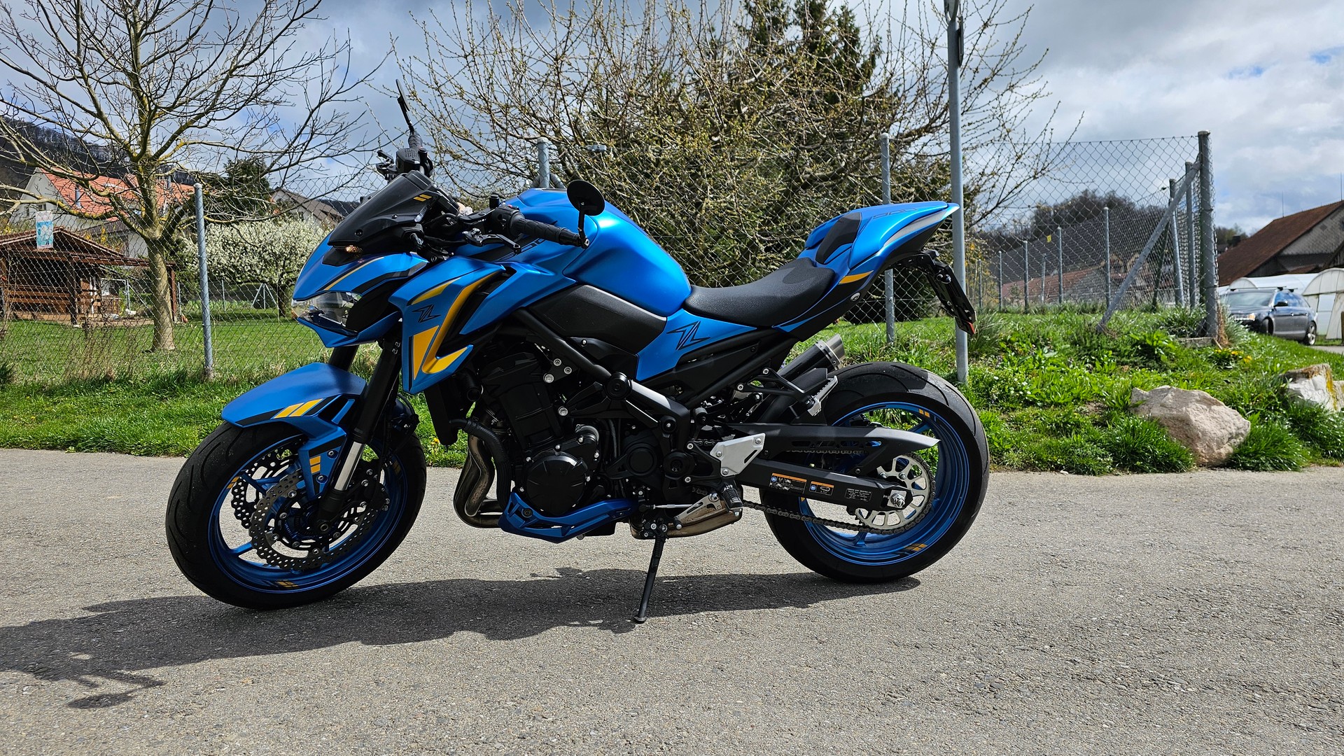 KAWASAKI Z 900-image-7