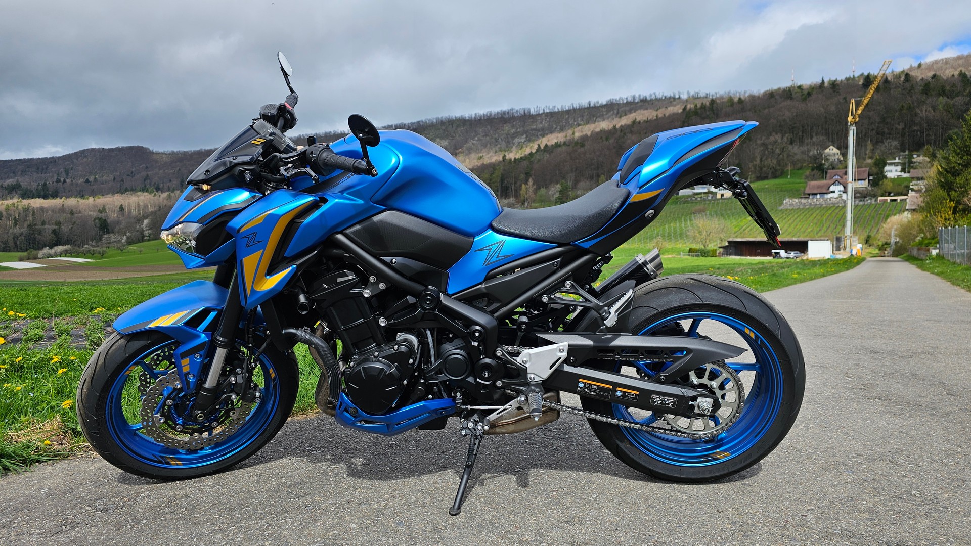 KAWASAKI Z 900-image-1