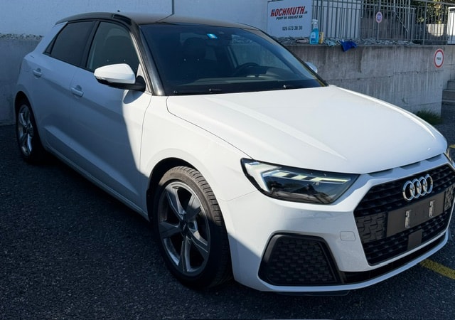 AUDI 1.0 30 TFSI S Line S-Tronic