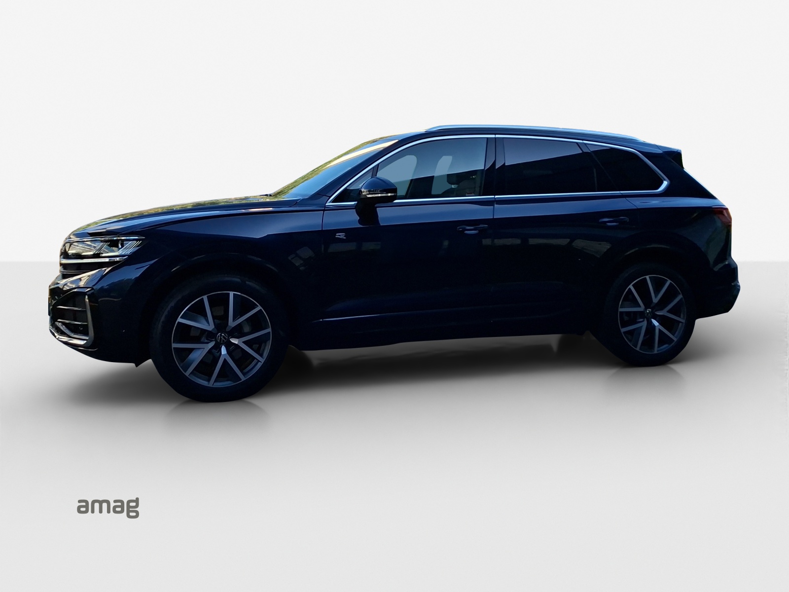 VW Touareg 3.0 TDI R-Line Tiptronic-showroom-element-1