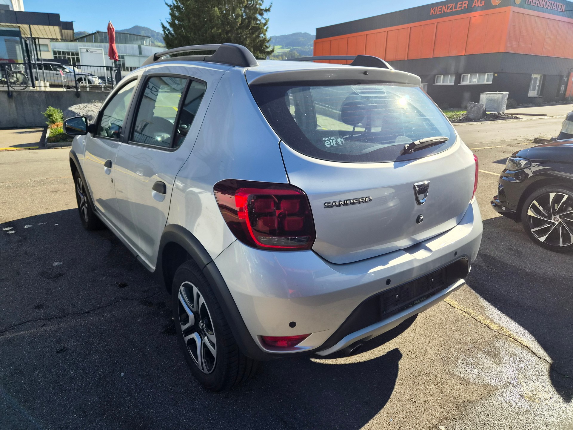 DACIA Sandero TCe 90 Stepway Unlimited 2-showroom-element-3