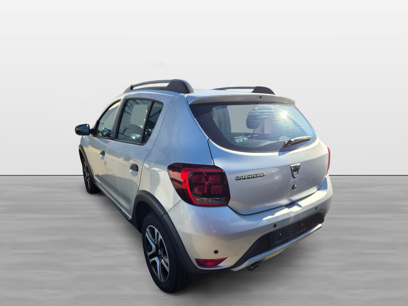 DACIA Sandero TCe 90 Stepway Unlimited 2-image-3