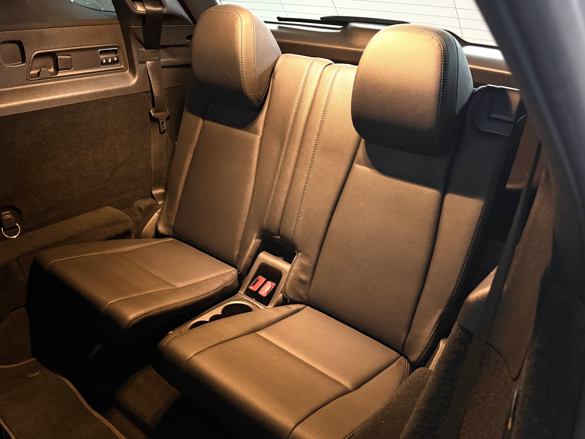 MERCEDES-BENZ GLE 450 4Matic AMG Line 9G-Tronic / 7-PLATZ / CH-FAHRZEUG / PANORAMADACH / LUFTFEDERUNG-image-31