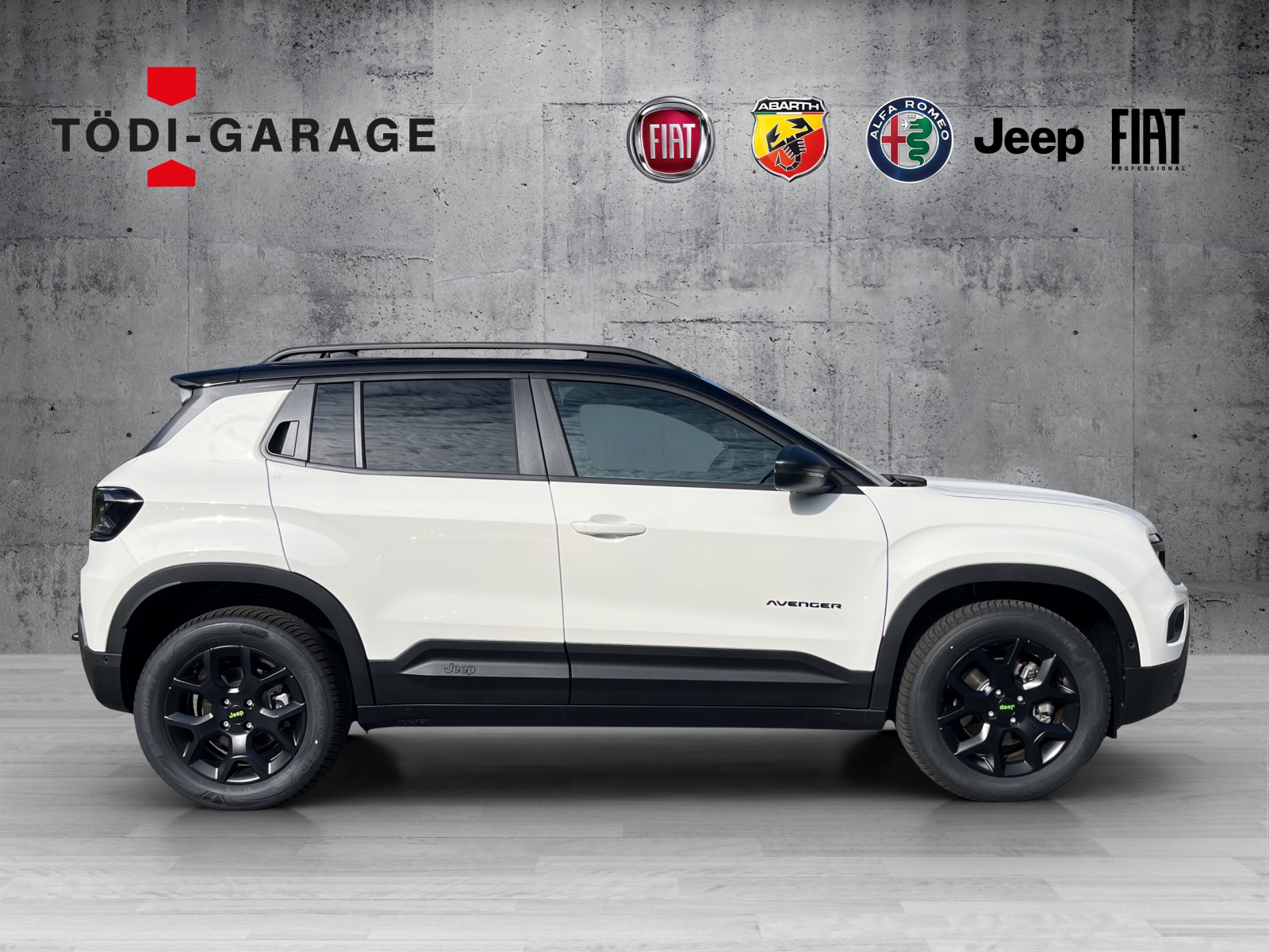 JEEP Avenger 1.2 MHEV Overland Pack Leder 4xe-image-6