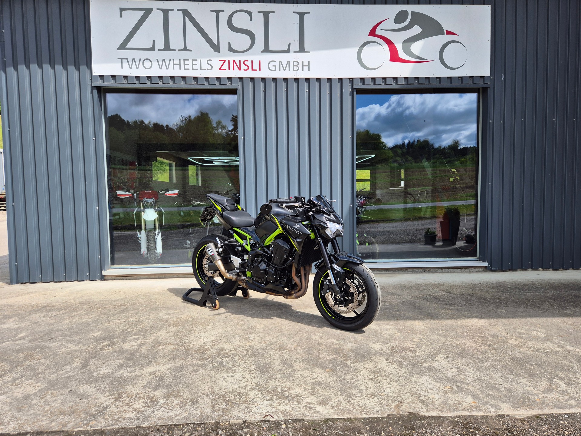 KAWASAKI Z 900-image-0