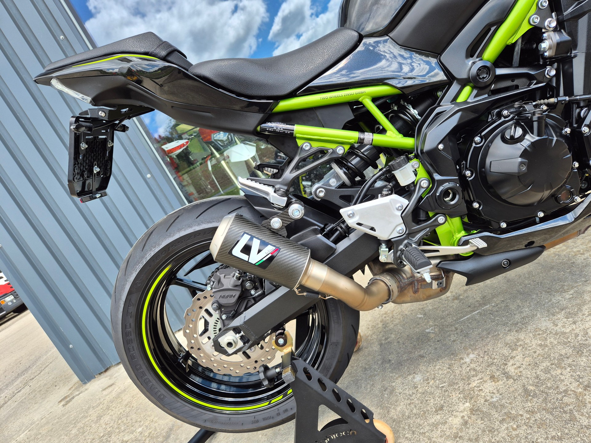 KAWASAKI Z 900-image-6