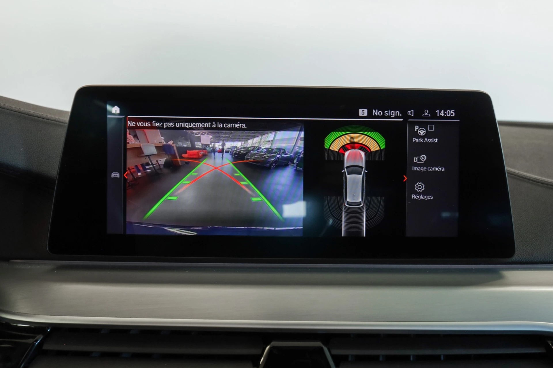 BMW 540d xDrive Pure M Sport Edition Steptronic Head-Up Display • Toit ouvrant • Harman Kardon-image-24