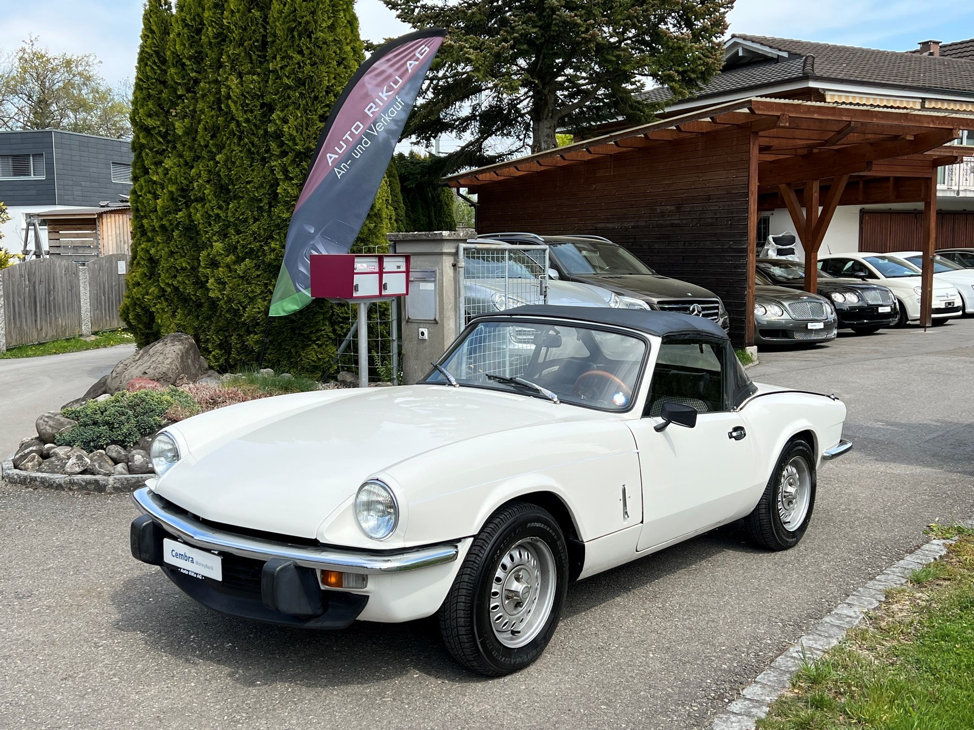 TRIUMPH Spitfire 1500 VETERAN-showroom-element-3