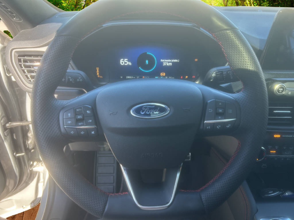 FORD Kuga 2.5 Plug-in Hybrid ST-Line X-image-7
