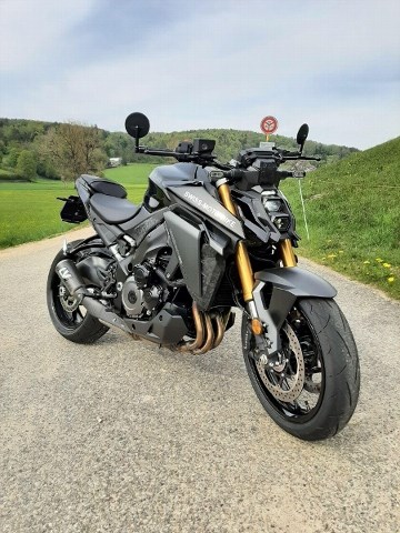 SUZUKI GSX-S 1000-image-0