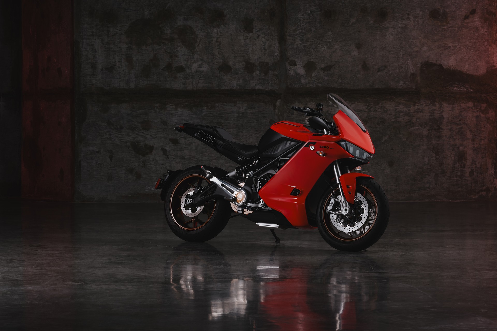 ZERO Zero "SR/S" 2025 avec rabais "Go Electric"-image-1