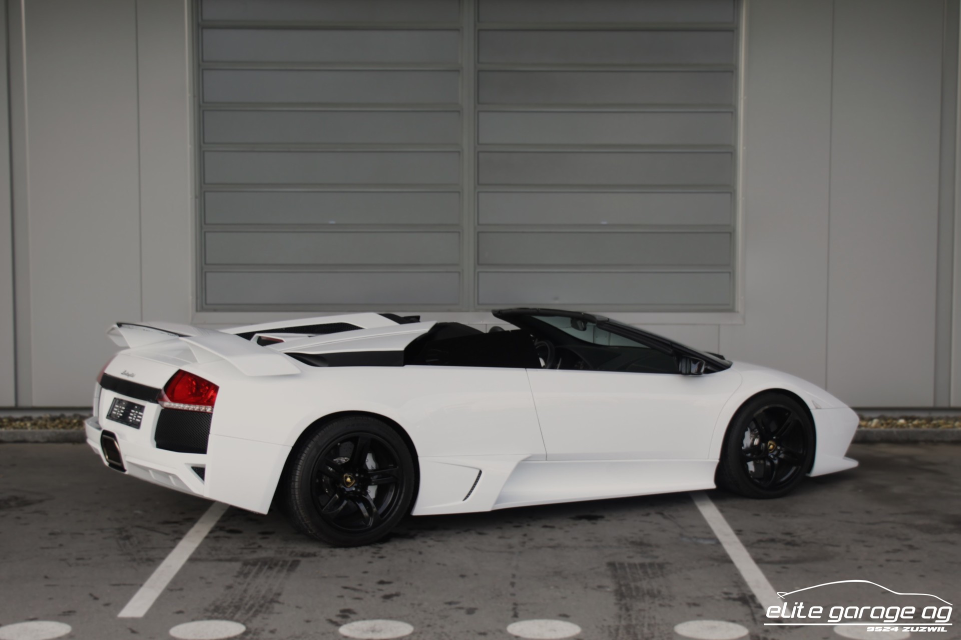 LAMBORGHINI Murciélago LP640-4 Roadster-image-4