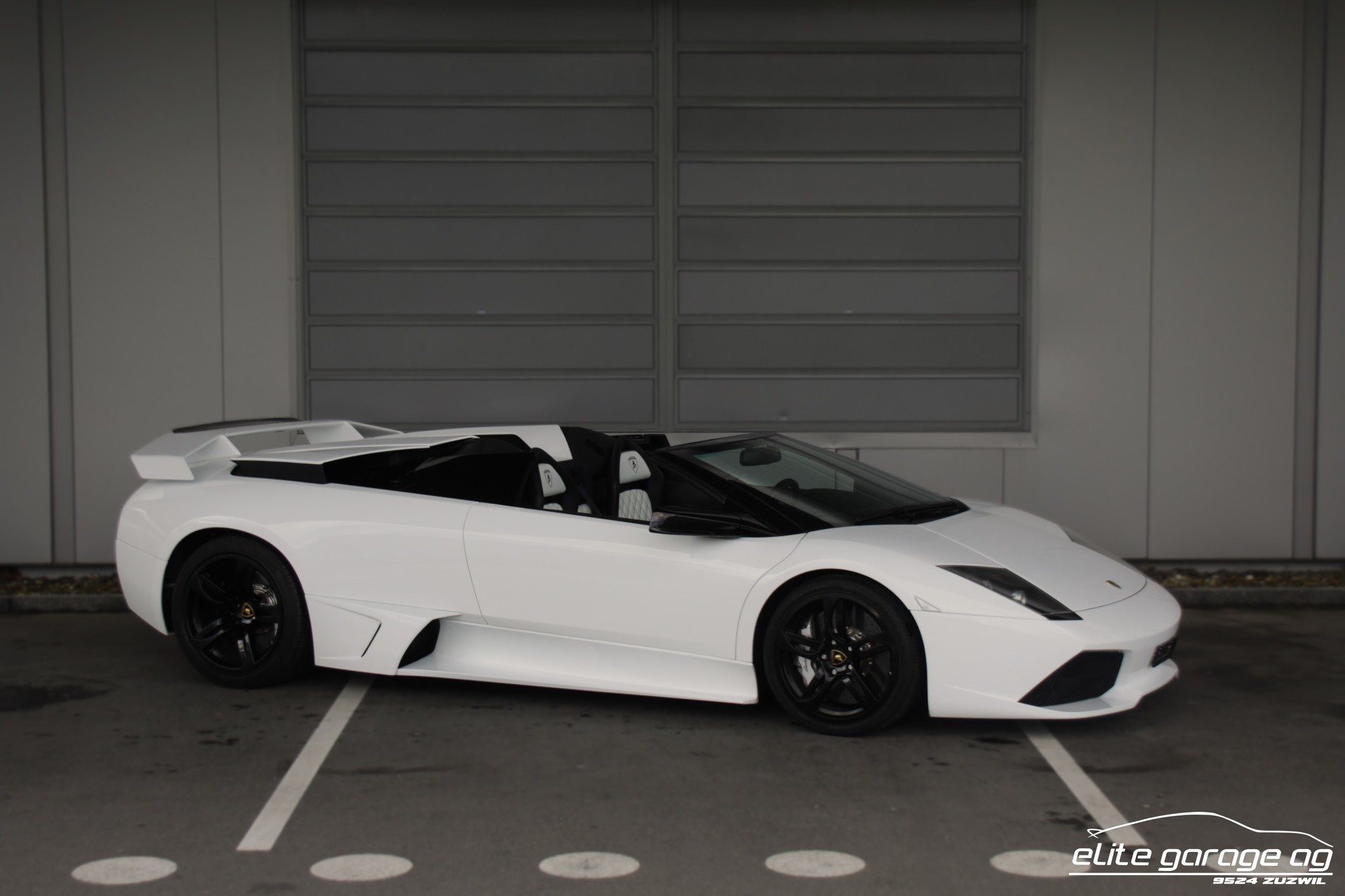 LAMBORGHINI Murciélago LP640-4 Roadster-image-6