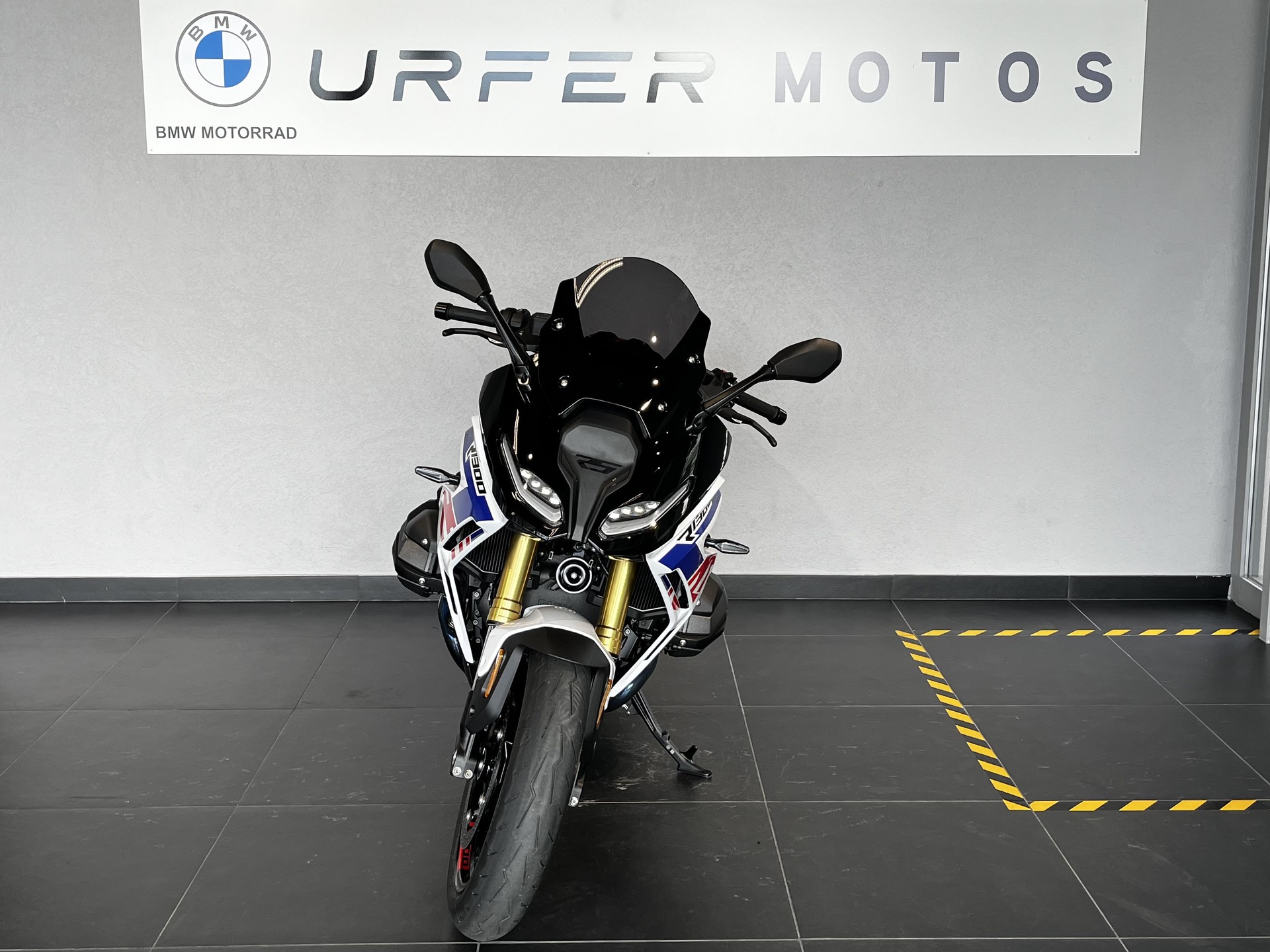 BMW R 1300 RS-image-2