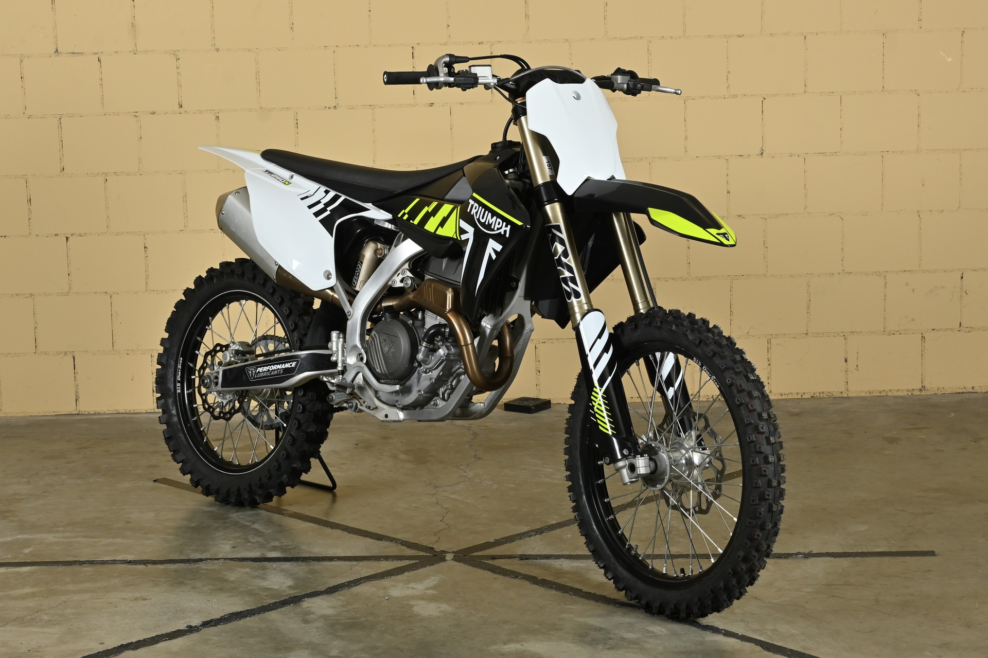 TRIUMPH TF 250 X-image-1