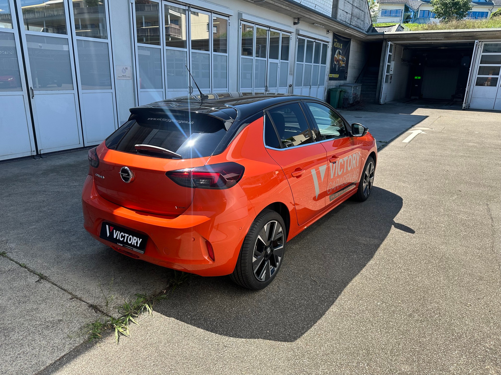 OPEL Corsa e-Elegance-image-2