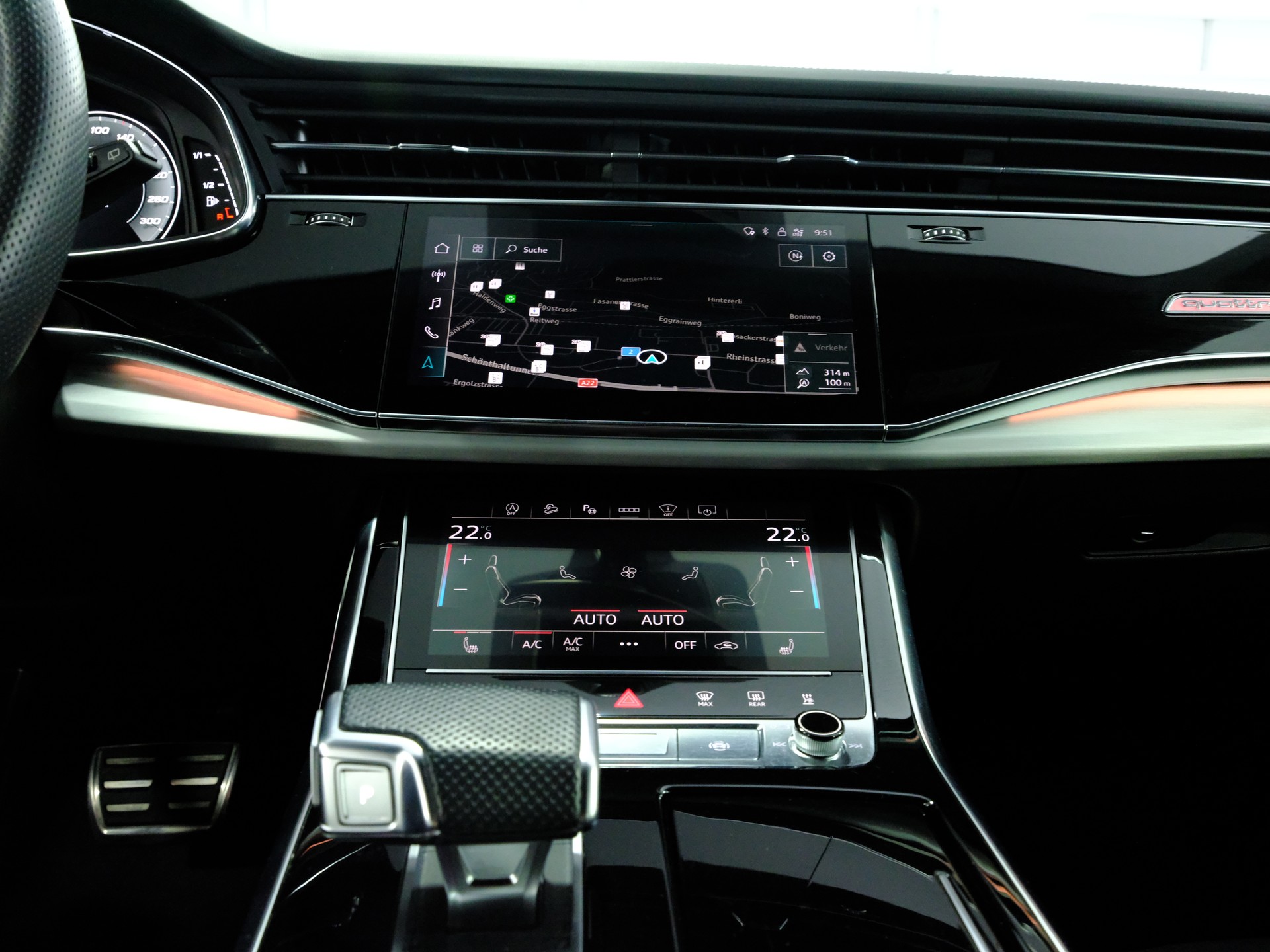 AUDI SQ8 TFSI quattro tiptronic *Premiumpaket* *Assistenzpaket plus* *Pano*-image-15