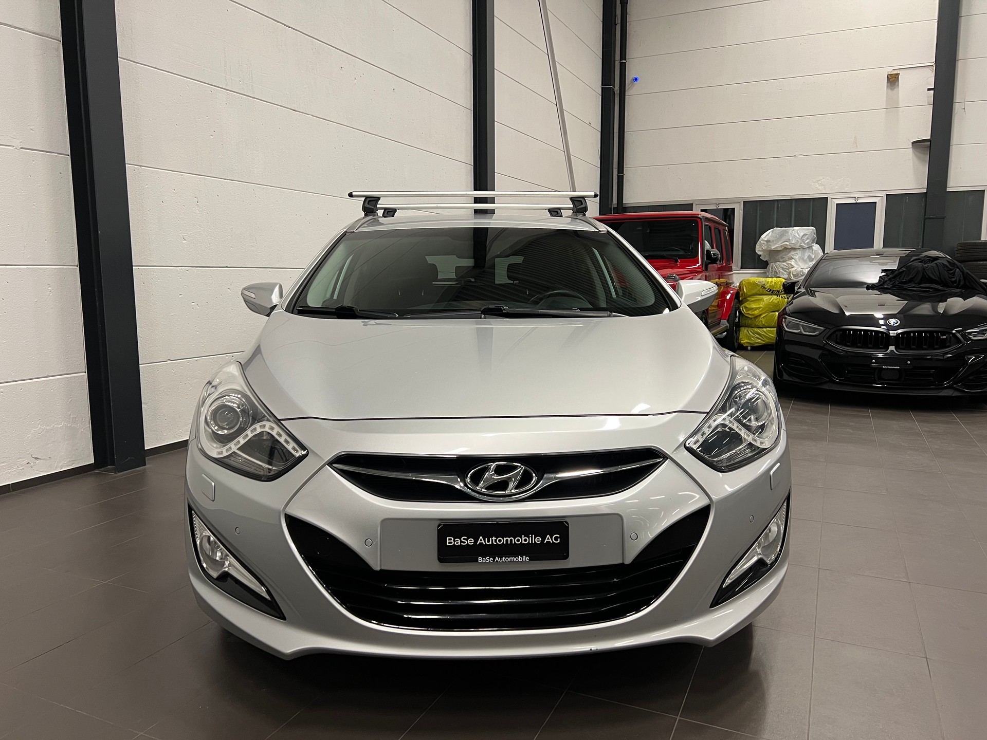 HYUNDAI i40 Wagon 1.7 CRDI Style-image-6