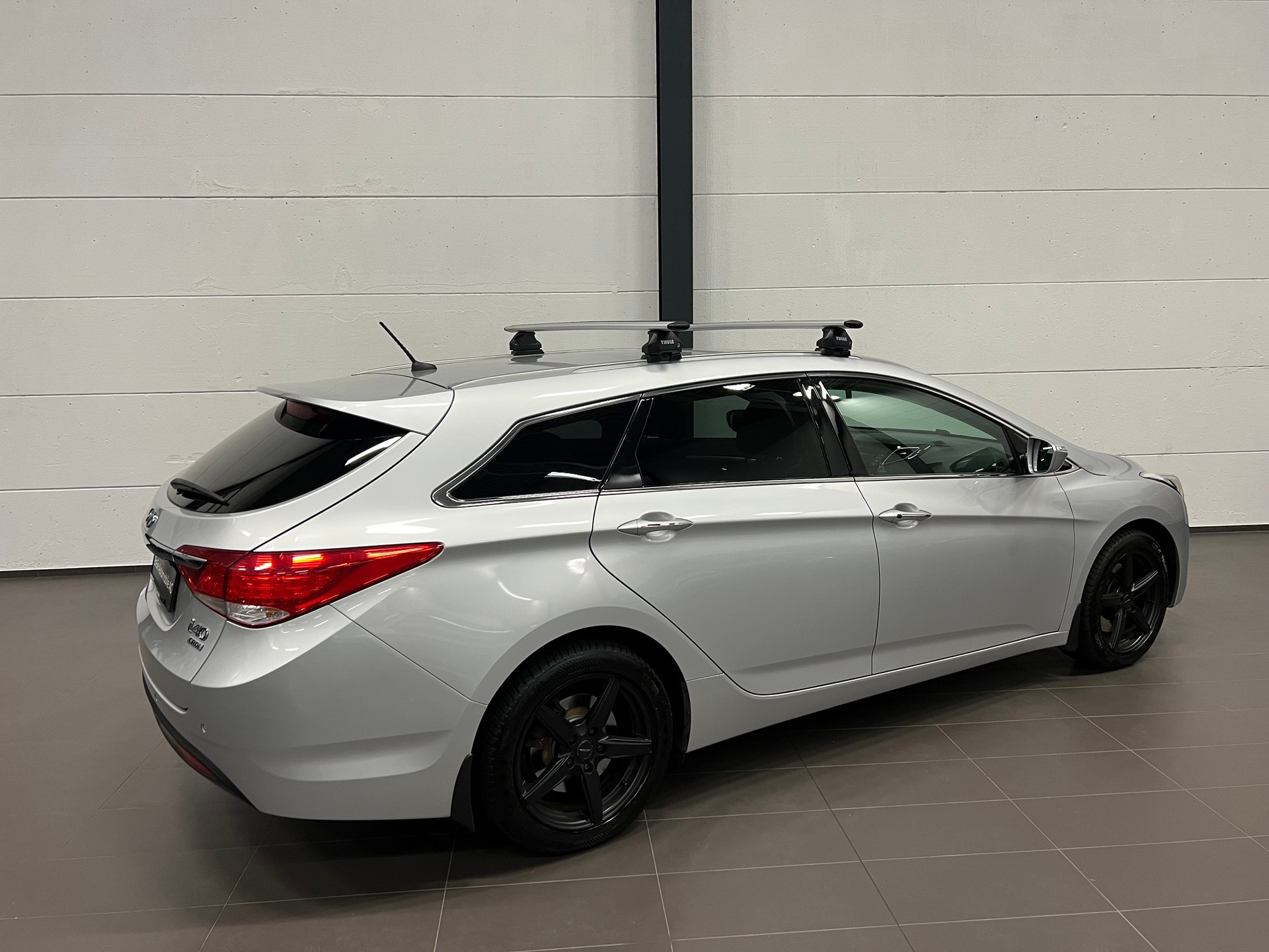 HYUNDAI i40 Wagon 1.7 CRDI Style-image-12