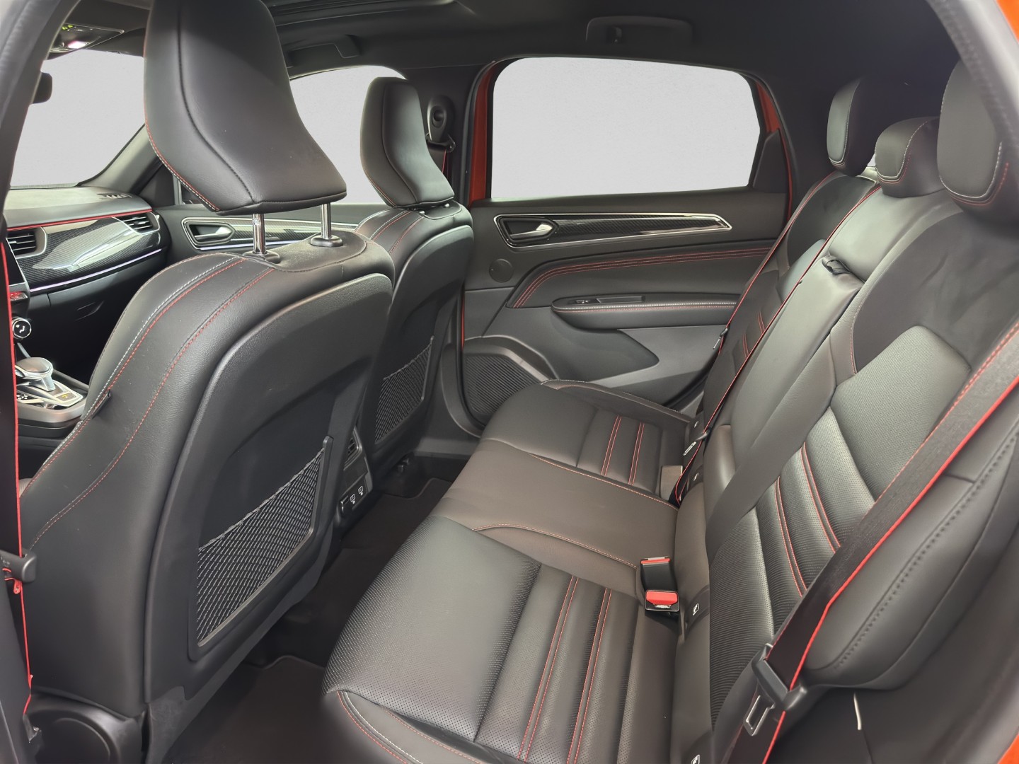 RENAULT Arkana 1.6 E-Tech R.S.Line-image-14