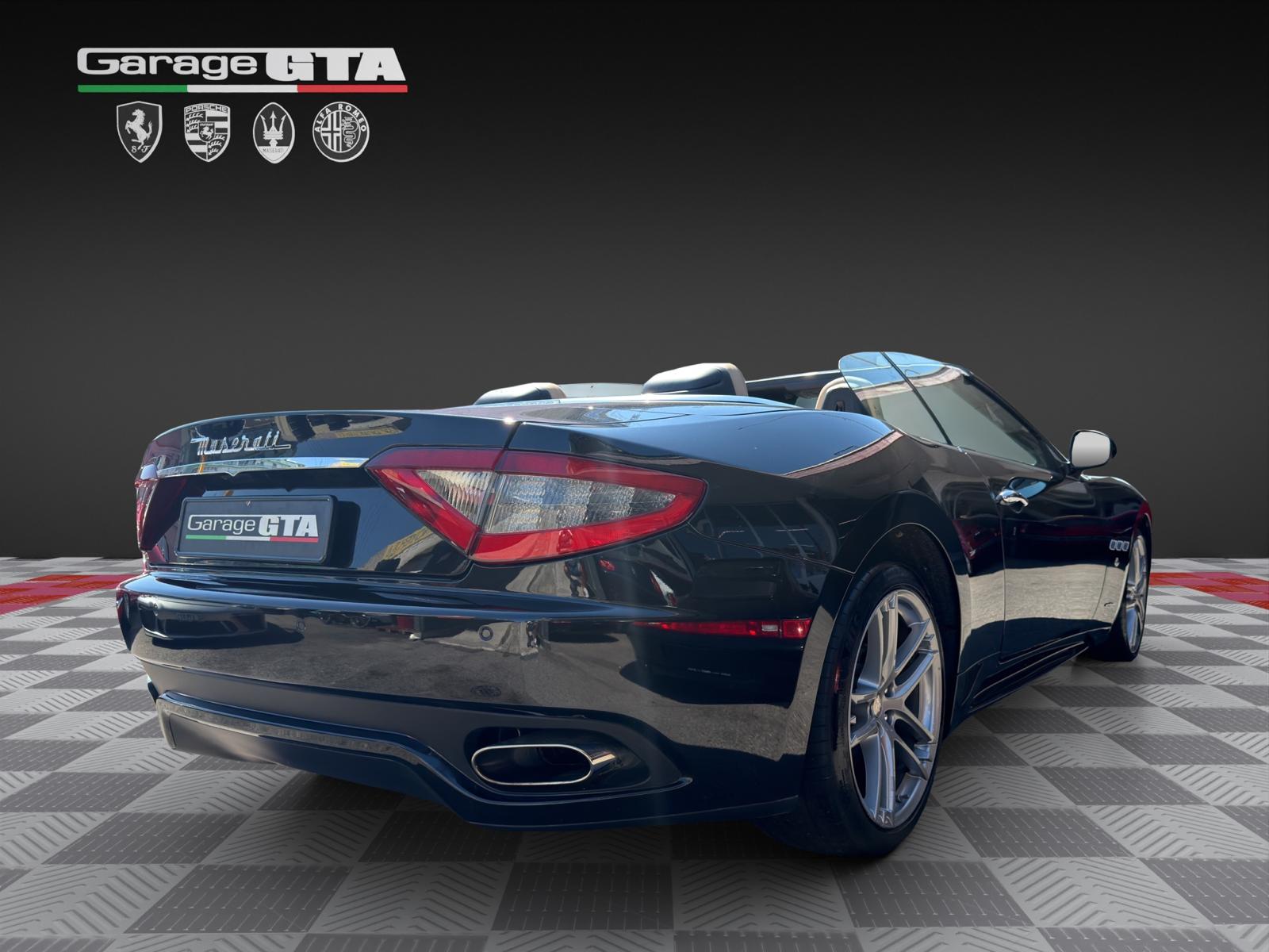 MASERATI GranCabrio Sport Automatica-showroom-element-3