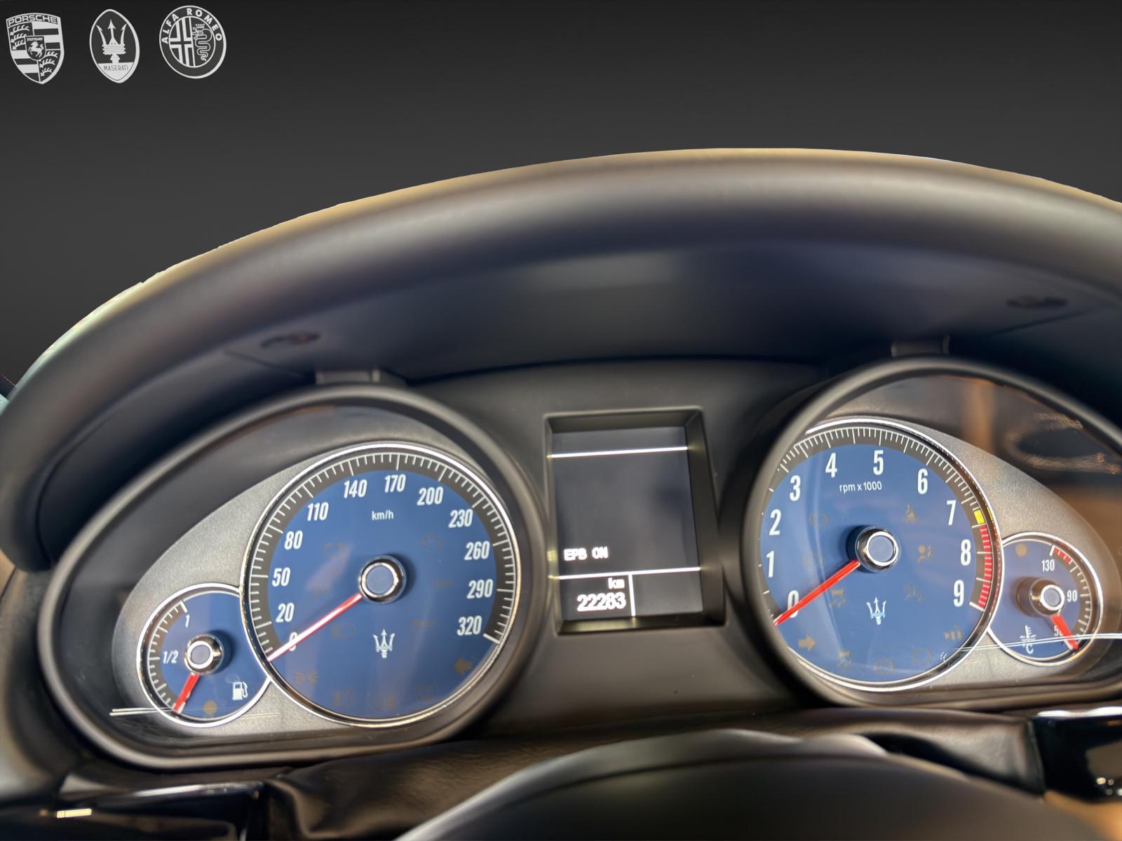 MASERATI GranCabrio Sport Automatica-image-14