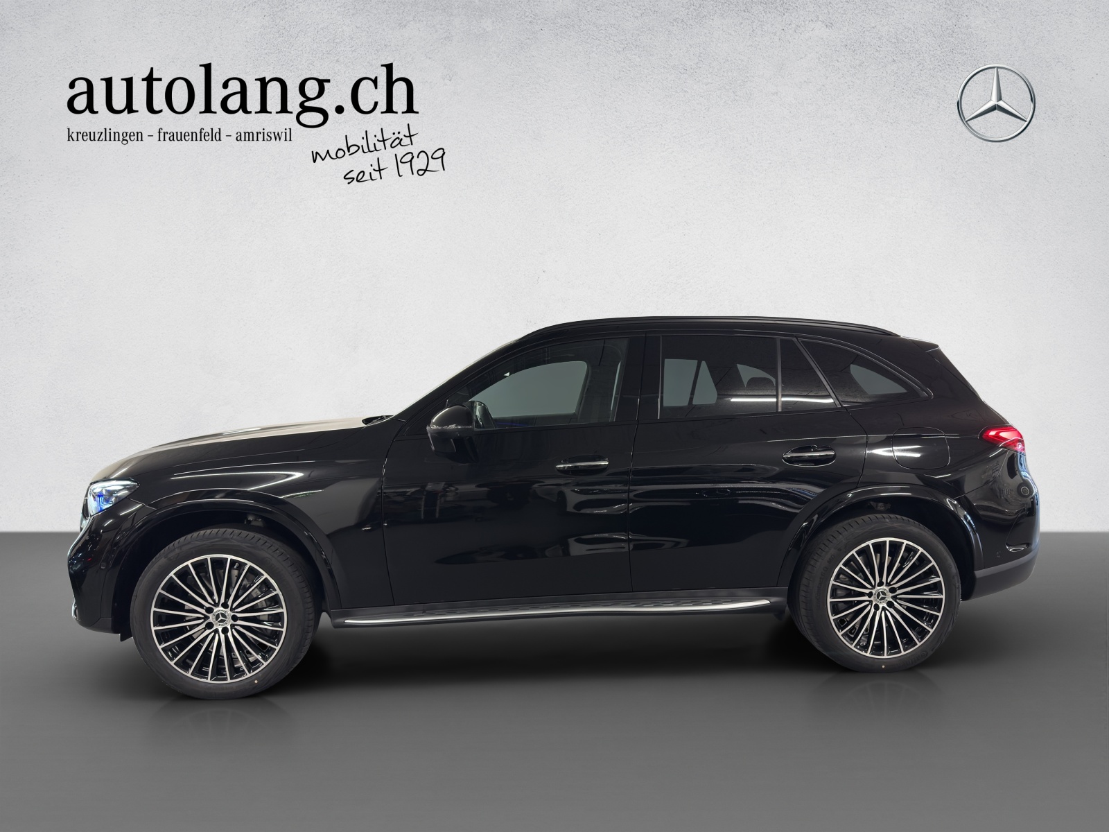 MERCEDES-BENZ GLC 400 e AMG Line 4Matic EQ Star-showroom-element-2
