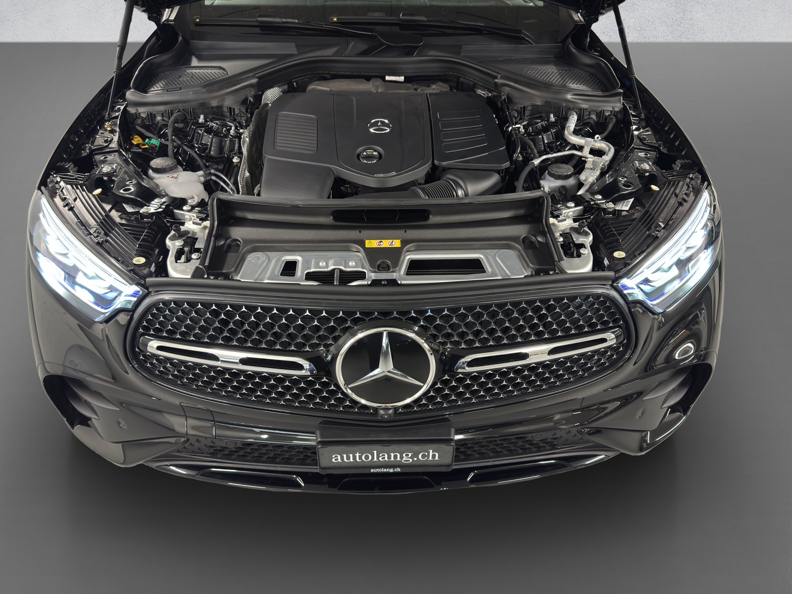 MERCEDES-BENZ GLC 400 e AMG Line 4Matic EQ Star-image-9