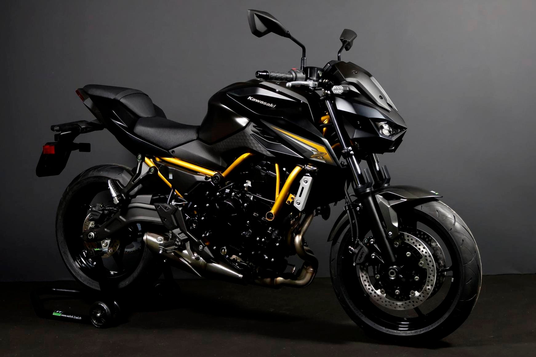 KAWASAKI Z 650 S (50/35 KW)-image-1