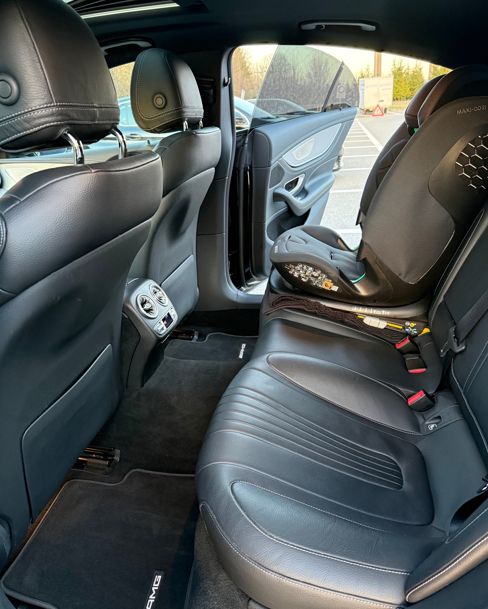MERCEDES-BENZ CLS 450 4Matic 9G-Tronic-image-11