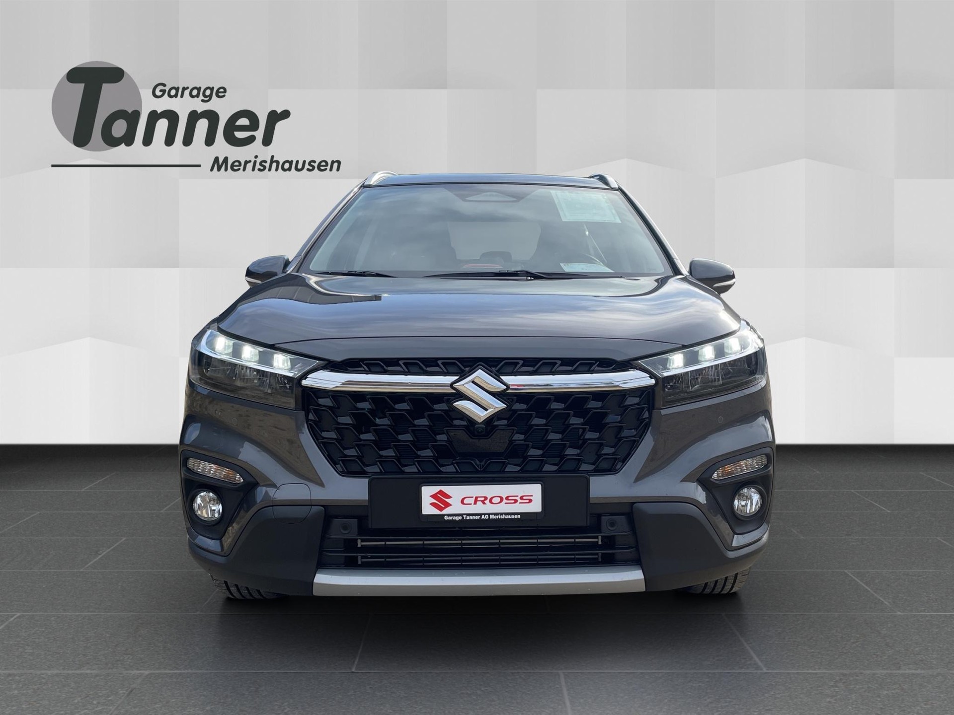 SUZUKI S-Cross 1.4 T Sakura Top Hybrid 4x4-image-4
