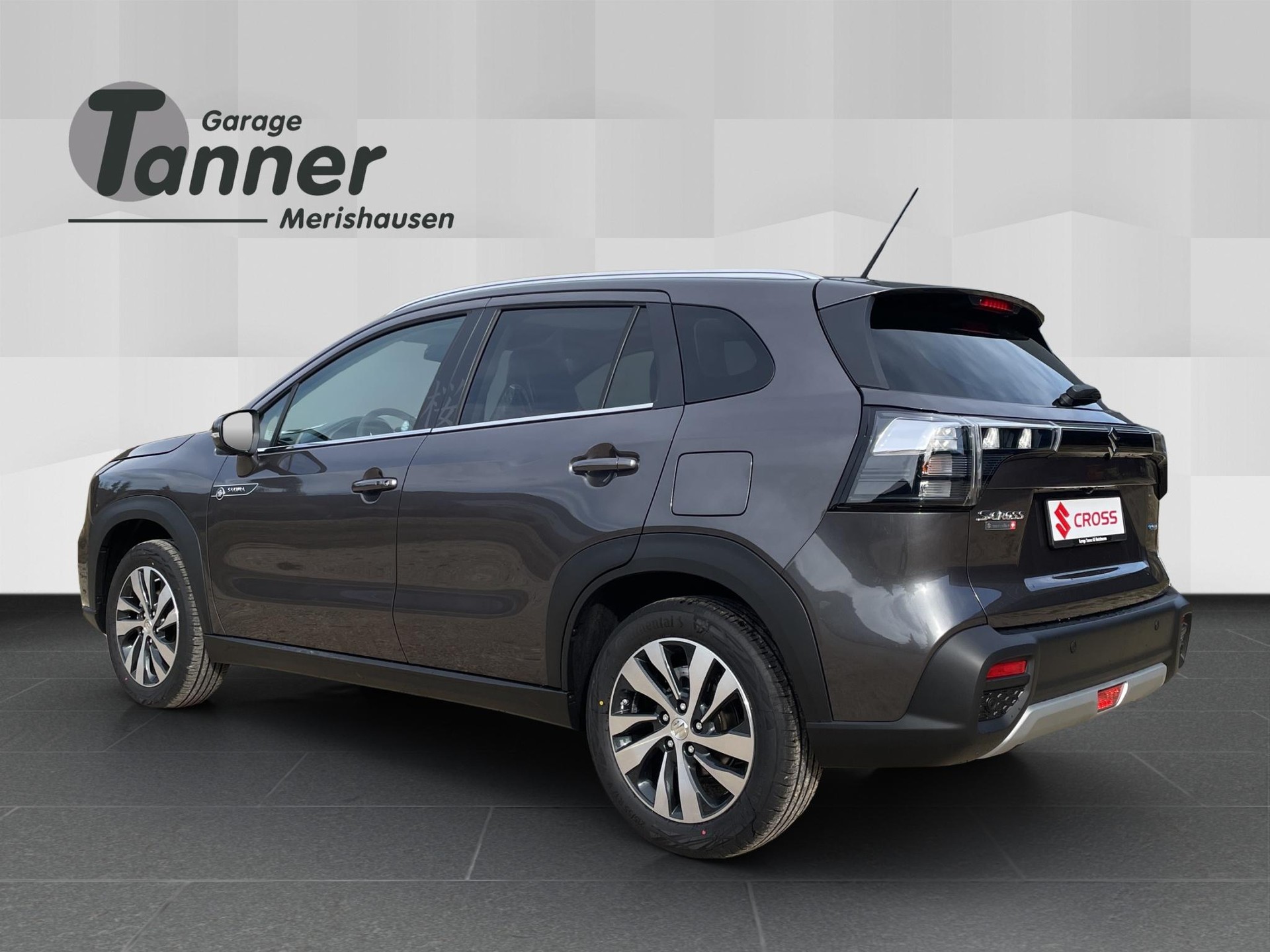 SUZUKI S-Cross 1.4 T Sakura Top Hybrid 4x4-image-2