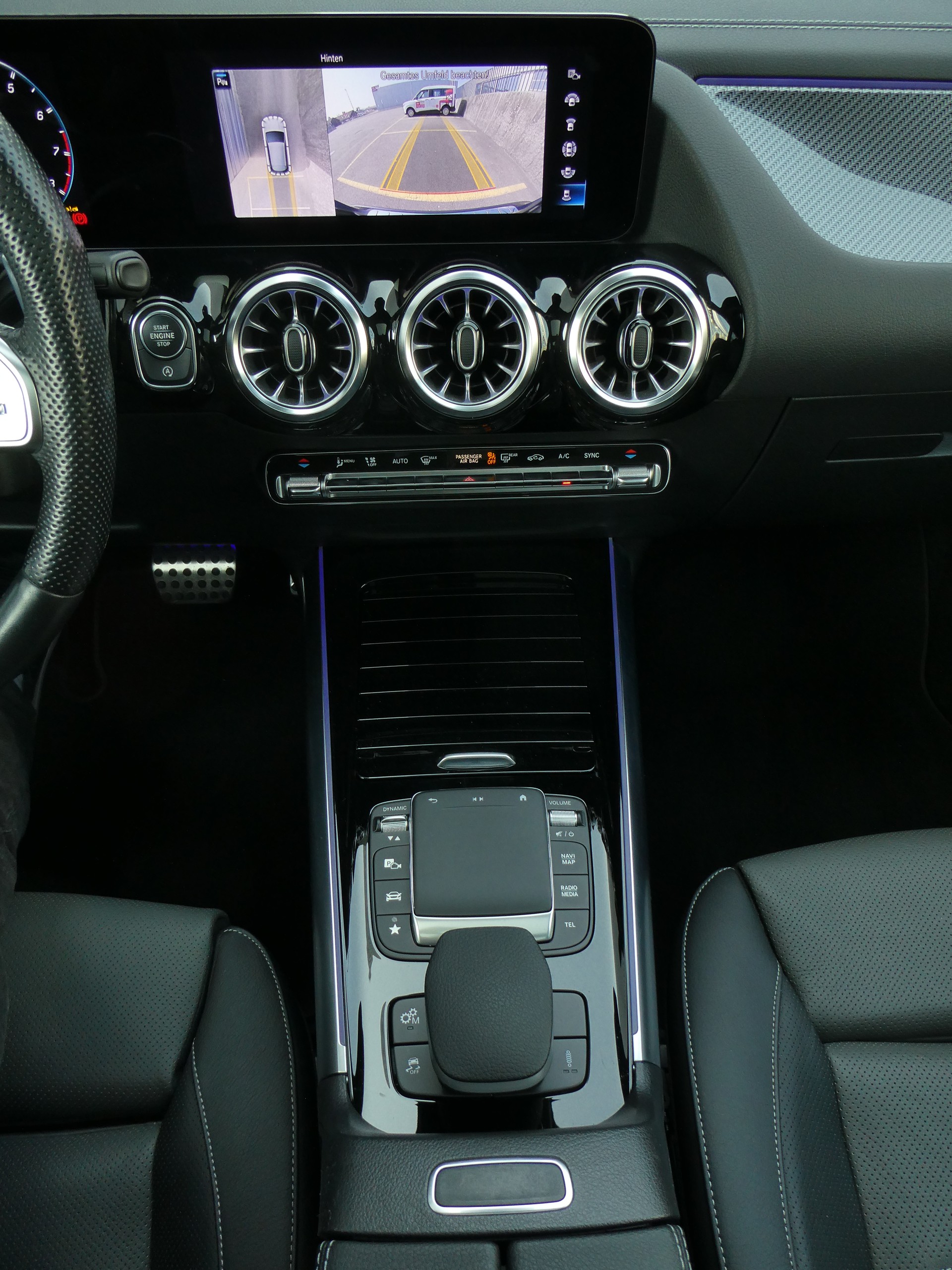 MERCEDES-BENZ GLA 35 AMG 4Matic 8G-Speedshift DCT-image-14