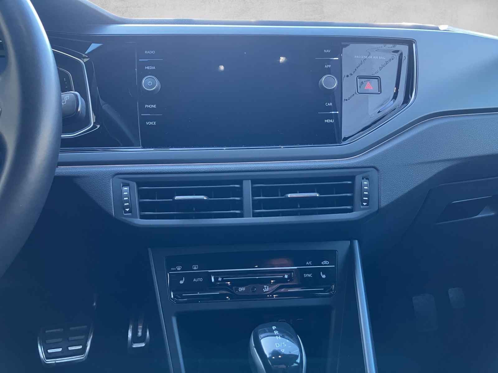 VW Taigo 1.5 TSI R-Line DSG-image-5
