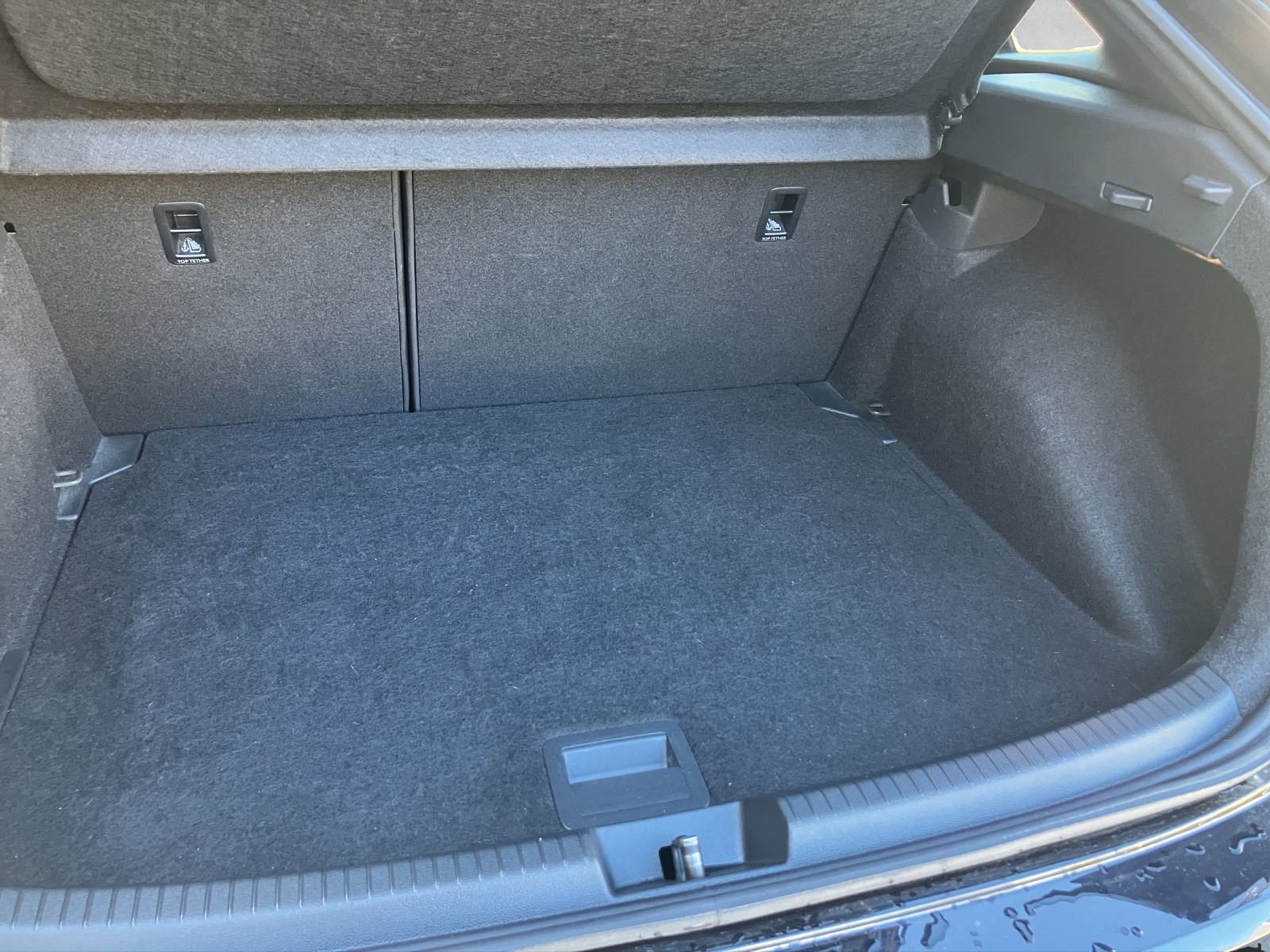 VW Taigo 1.5 TSI R-Line DSG-image-8
