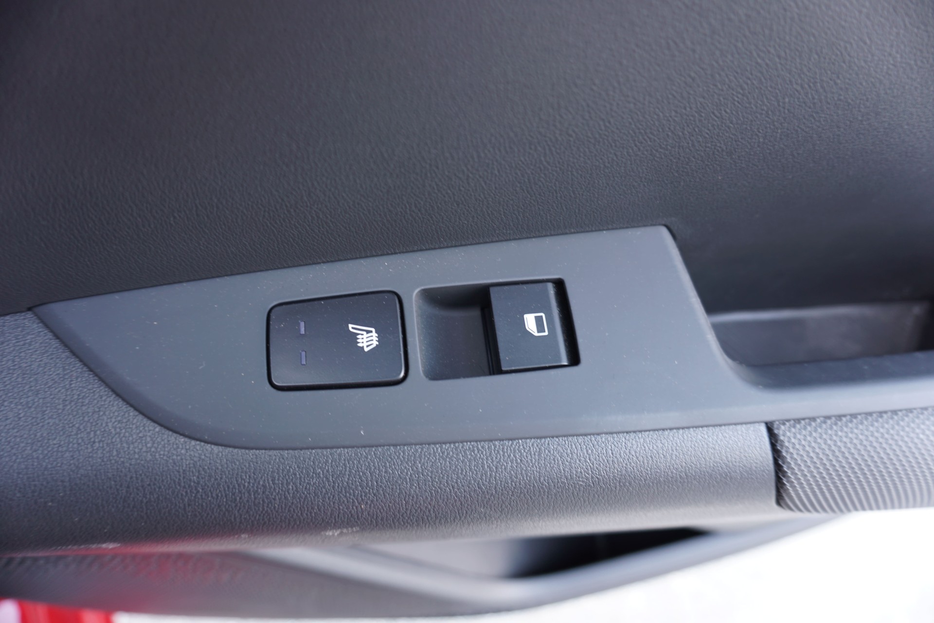 KIA Niro 1.6GDi Plug-in Hybrid DCT-image-12
