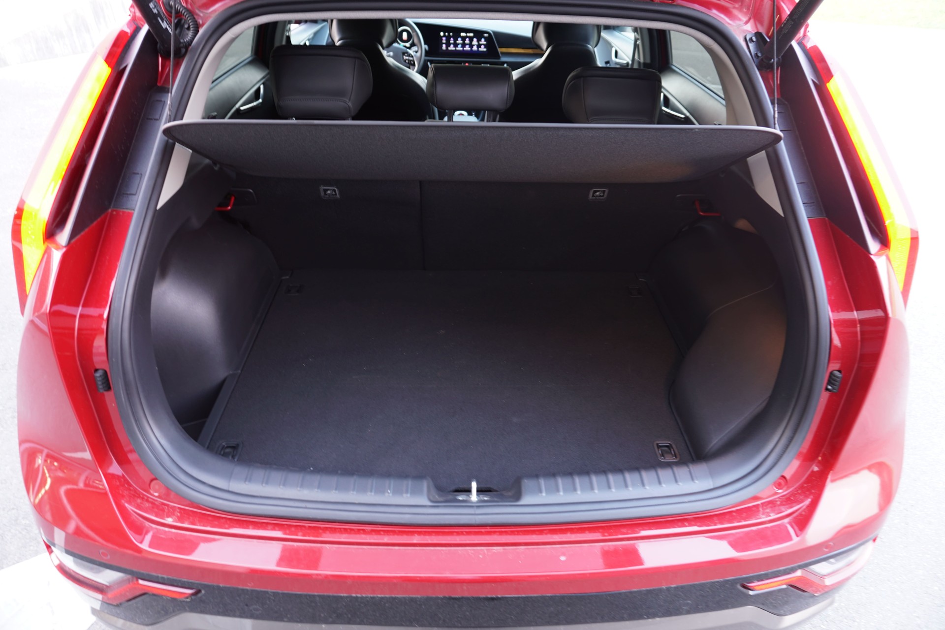 KIA Niro 1.6GDi Plug-in Hybrid DCT-image-6