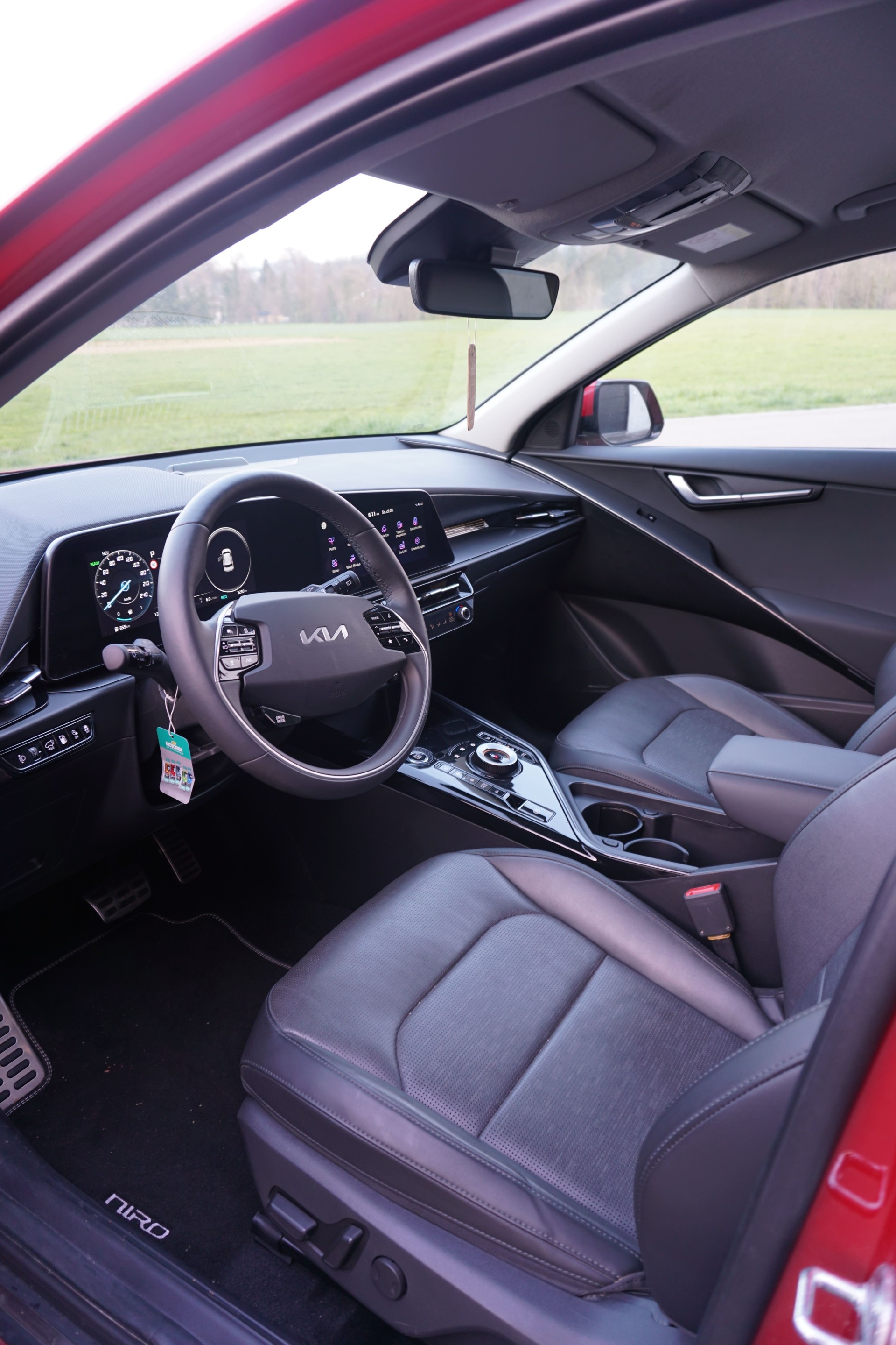 KIA Niro 1.6GDi Plug-in Hybrid DCT-image-13