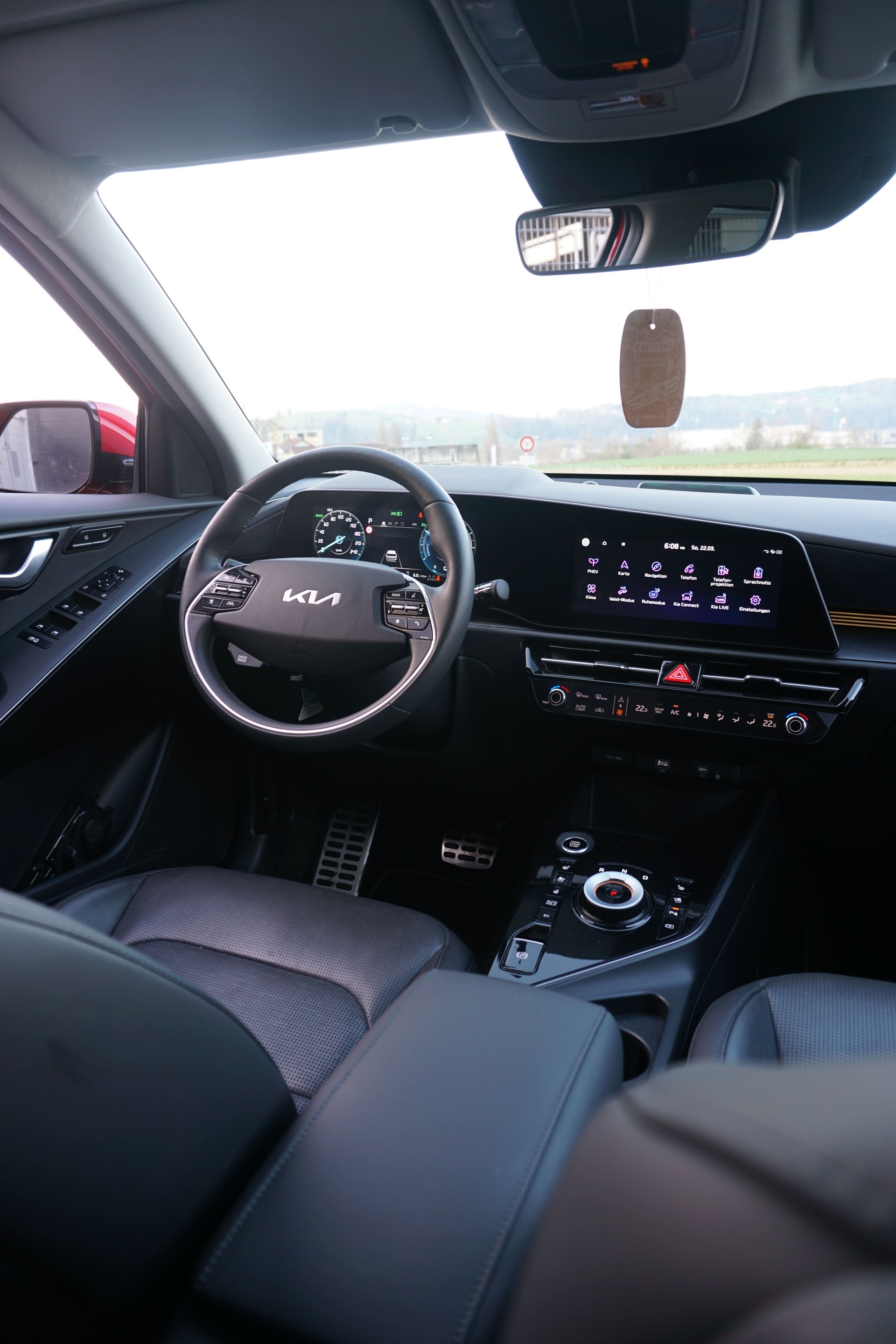 KIA Niro 1.6GDi Plug-in Hybrid DCT-image-10