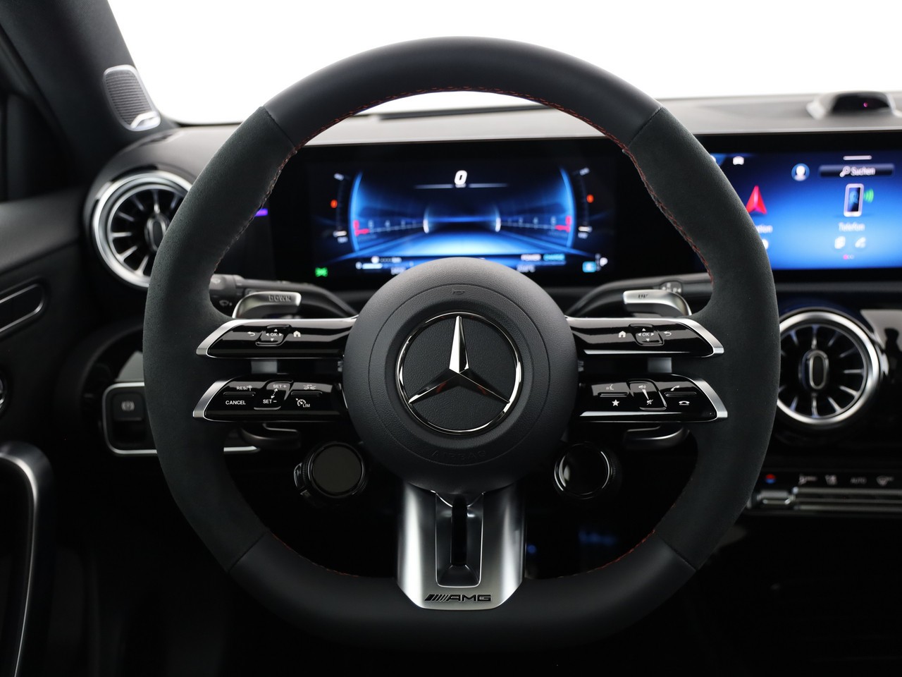 MERCEDES-BENZ A AMG 35 4Matic 8G-DCT-image-5