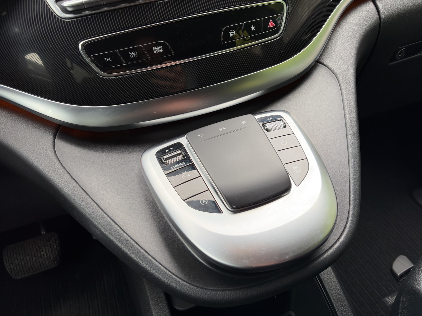 MERCEDES-BENZ V 250 d lang Trend 4Matic 9G-Tronic-image-10
