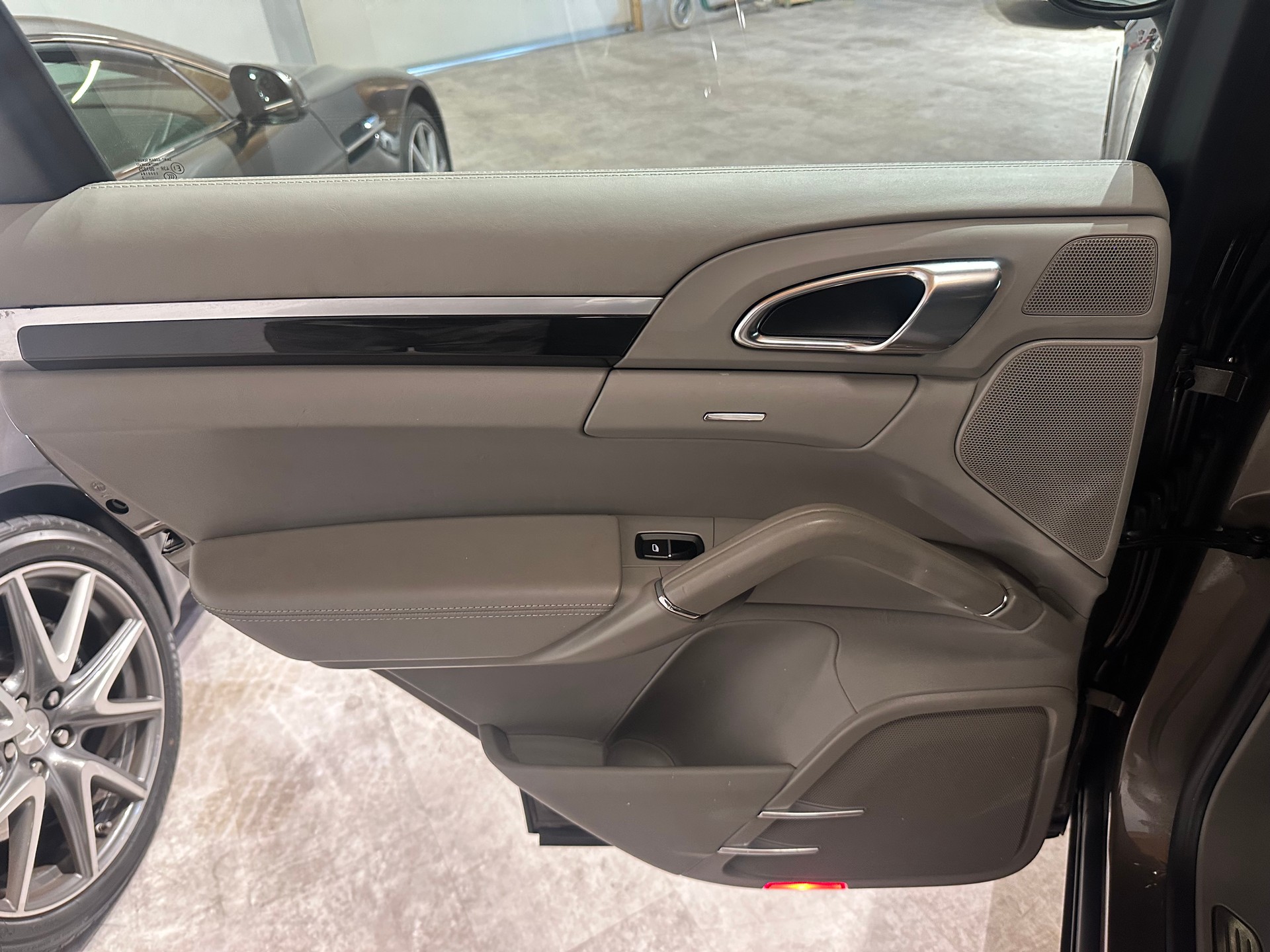 PORSCHE Cayenne S Diesel/1.. Hand/Porsche Approved Garantie/Lückenlos Porsche servicegepflegt//El. AHK 3500 kg!-image-21
