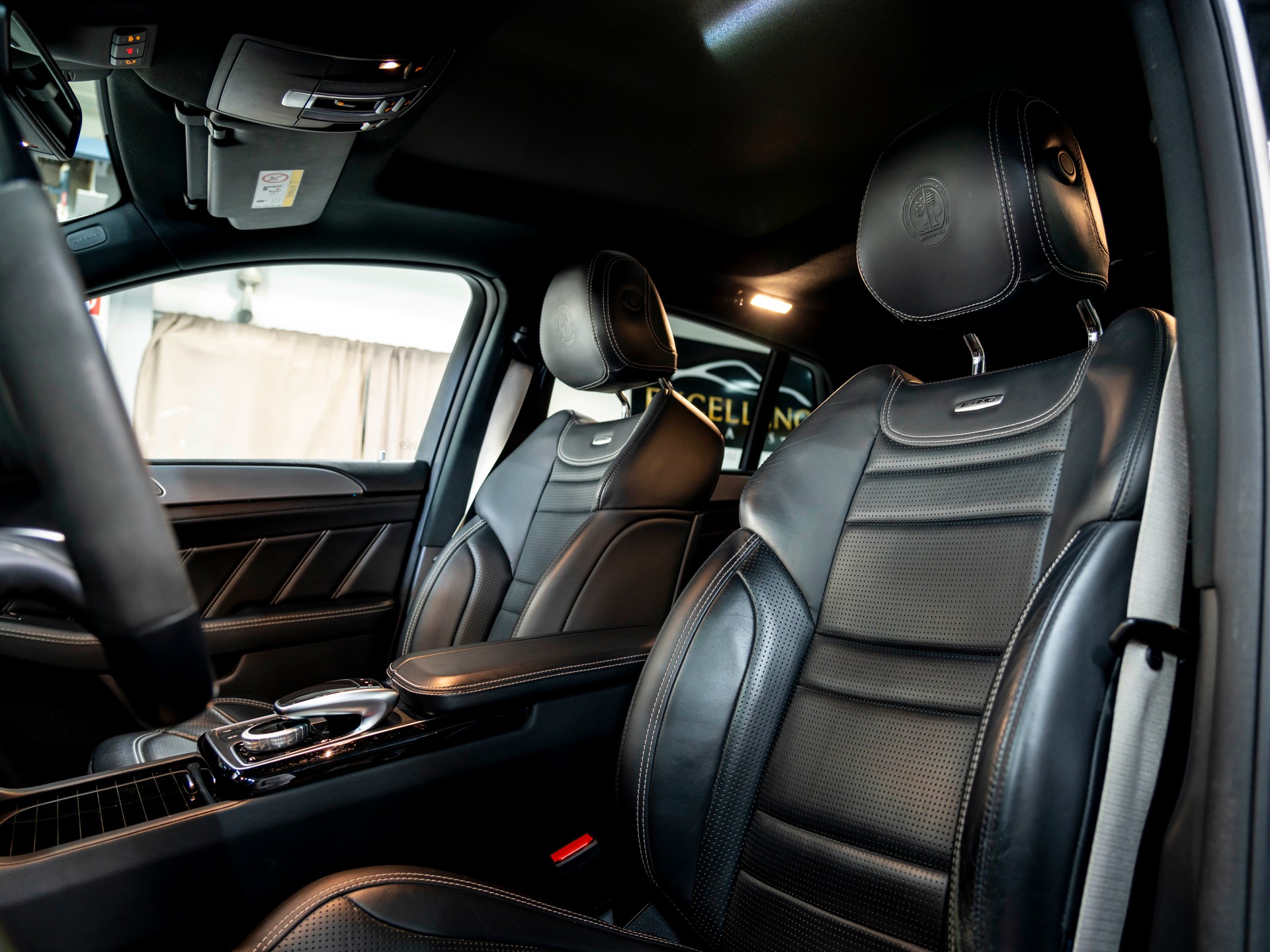 MERCEDES-BENZ GLE Coupé 63 S AMG 4Matic Speedshift-image-11