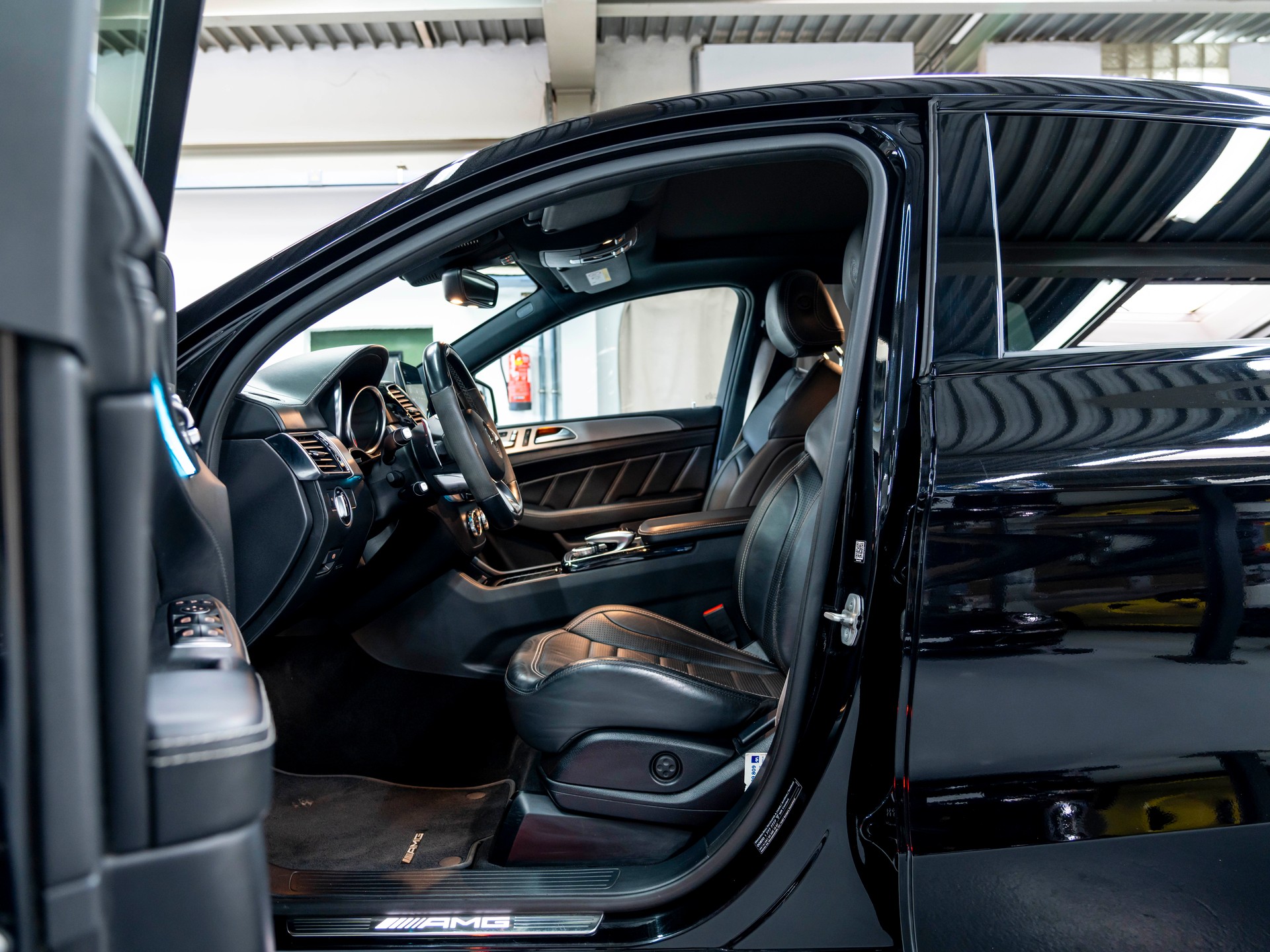 MERCEDES-BENZ GLE Coupé 63 S AMG 4Matic Speedshift-image-21