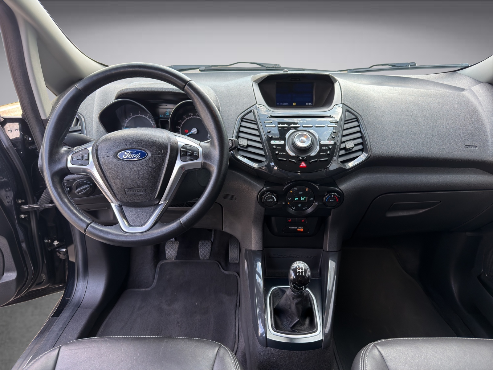 FORD EcoSport 1.0 EcoB 140 Titanium-image-11