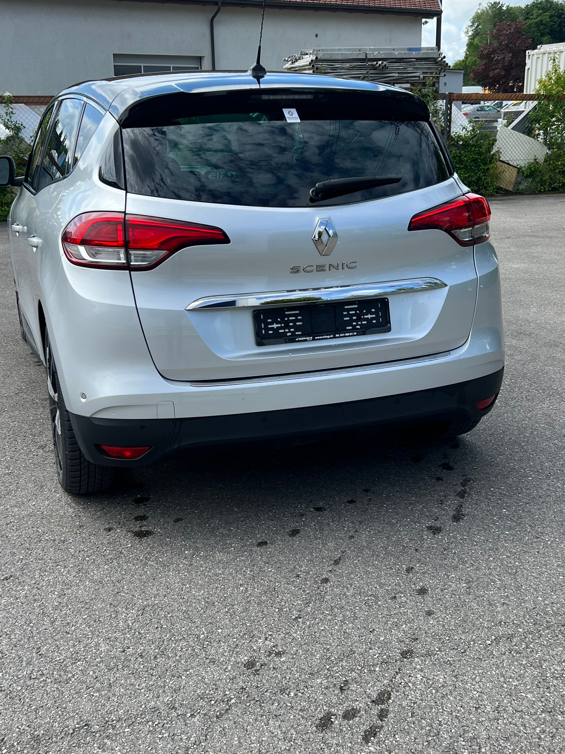 RENAULT Scénic 1.6 dCi Bose EDC-image-2